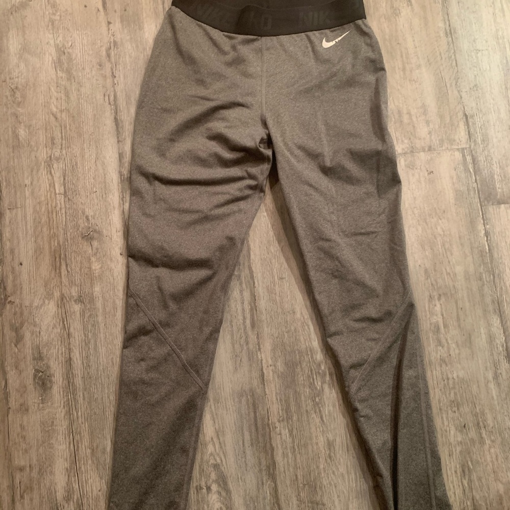 Nike pro full length grey leggings
